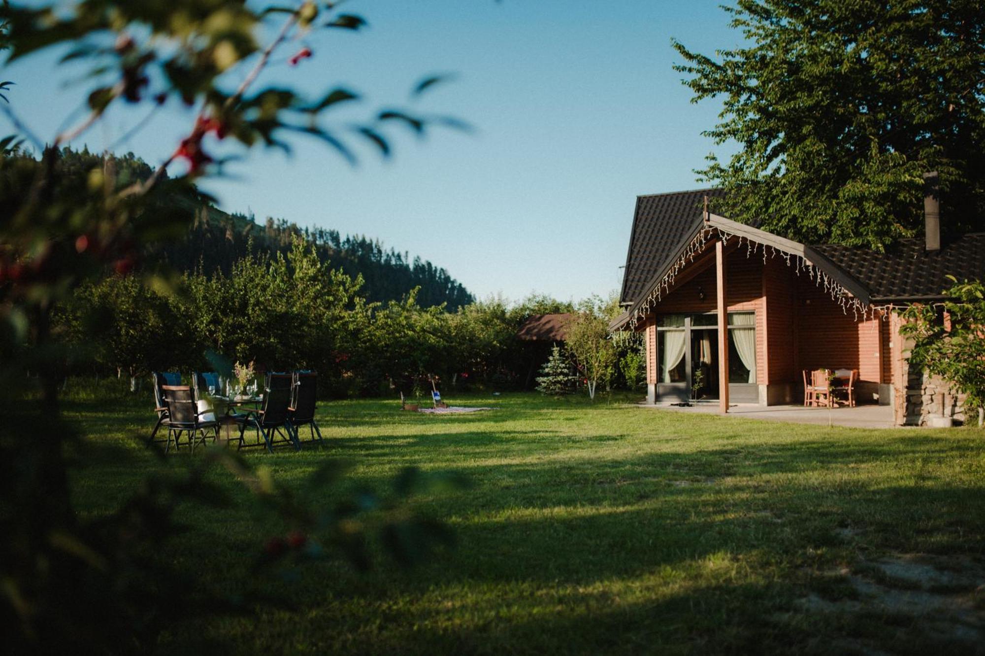 Moonlake Chalet Gainesti Exterior foto